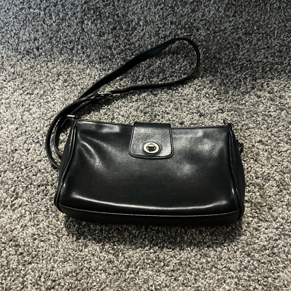 Classic black coach DON-9154 crossbody bag